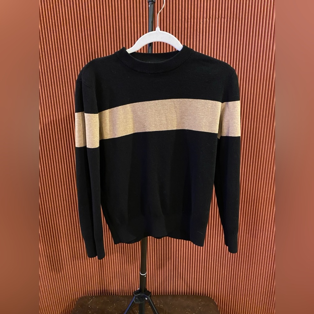 H&M Black and Tan Long Sleeve Shirt